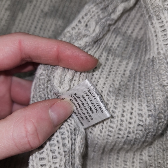 NWOT Patterned Cardigan - Picture 8 of 9